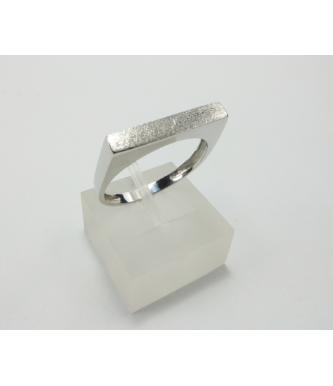 RING WHITE GOLD