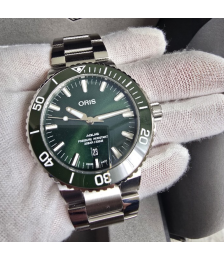 Oris Aquis Date