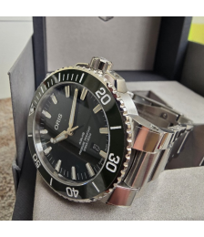Oris Aquis Date