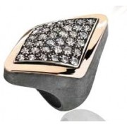 Anneaux pour les femmes dans l'or et l'argent